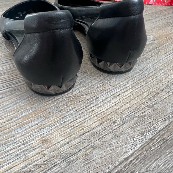 ❌N/A❌ BCBG pyramid stud pointed toe sling backs - Picture 11 of 11